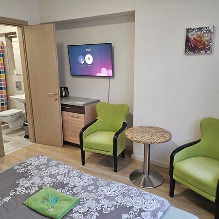 Kauno Apartamentai King Size Bed كاوناس المظهر الخارجي الصورة